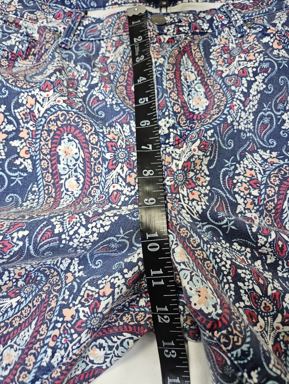 NYDJ for Chico’s Paisley Print Skinny Jeans Women’s Size 16 Blue Stretch Ankle - Picture 7 of 8
